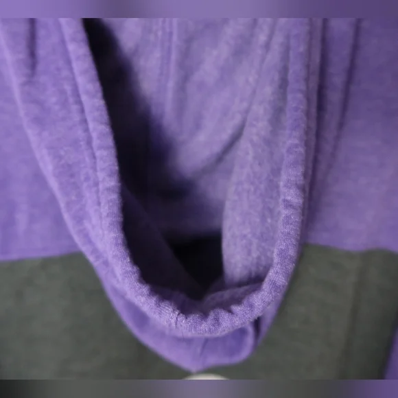 Women's Purple and Gray Colorblock Vikings Hoodie Size Medium - Picture 13 of 13